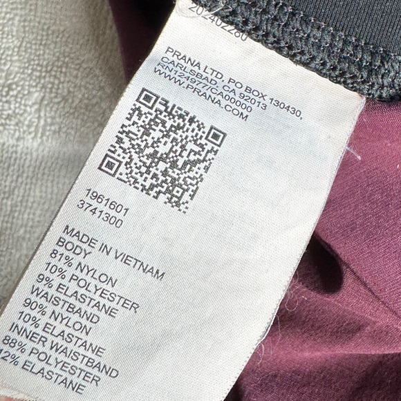 Prana Koen Capri Wine Ruched Pants Womens Size XL - Picture 9 of 11